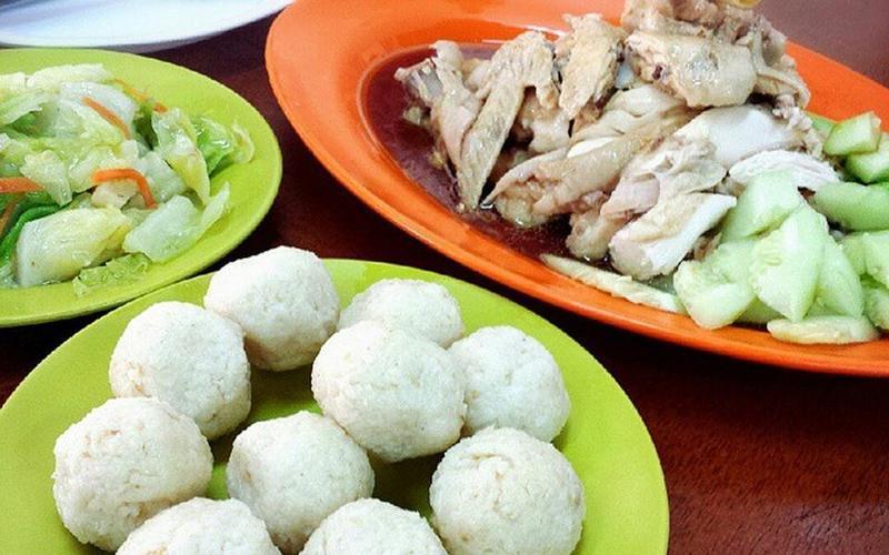 Heng Hainanese Chicken Rice Ball